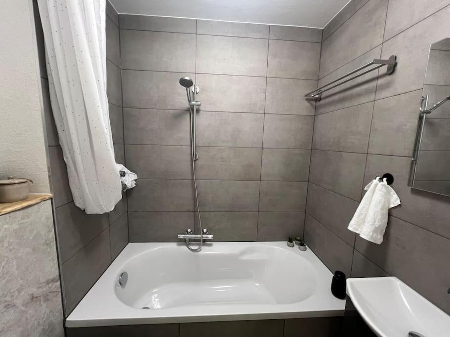 1 Zimmer-apartment Im Zentrum Appartement